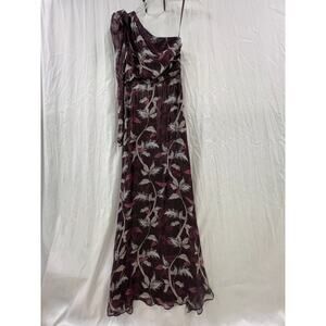 NWT BCBG MAXAZRIA Trailing Foliage One-Shoulder Gown size 0